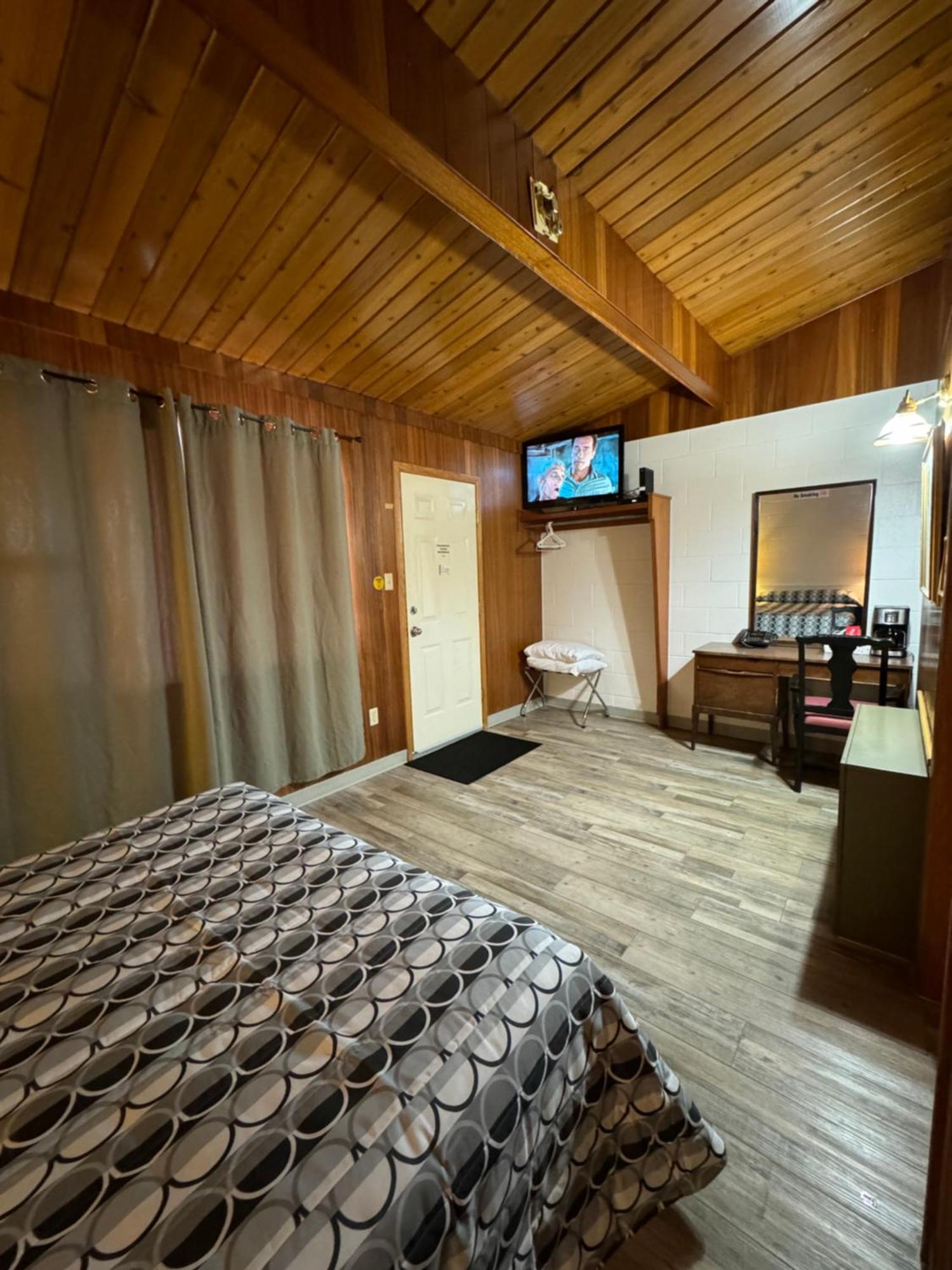 Ace Crown Motel Medicine Hat Dış mekan fotoğraf