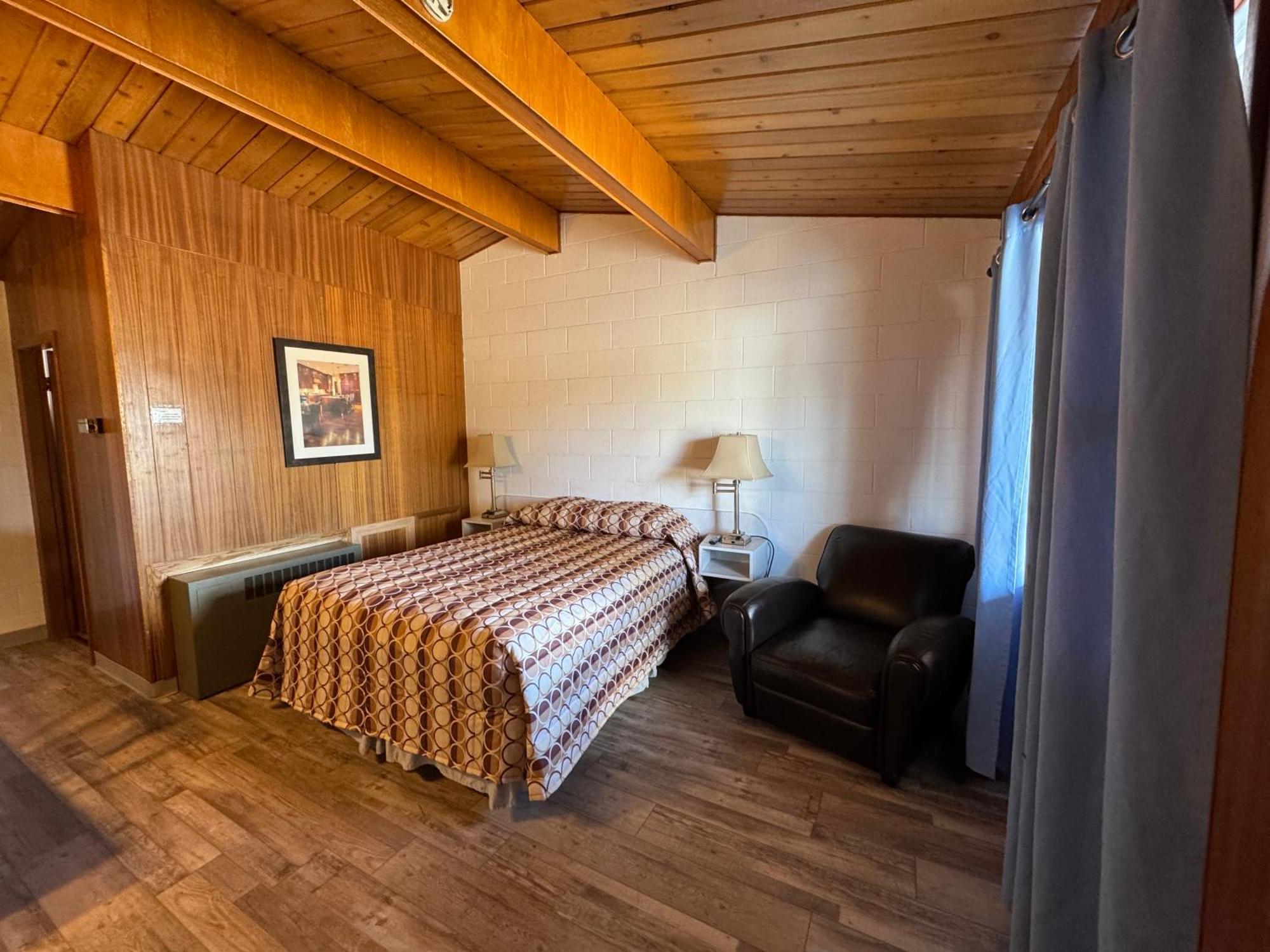 Ace Crown Motel Medicine Hat Dış mekan fotoğraf