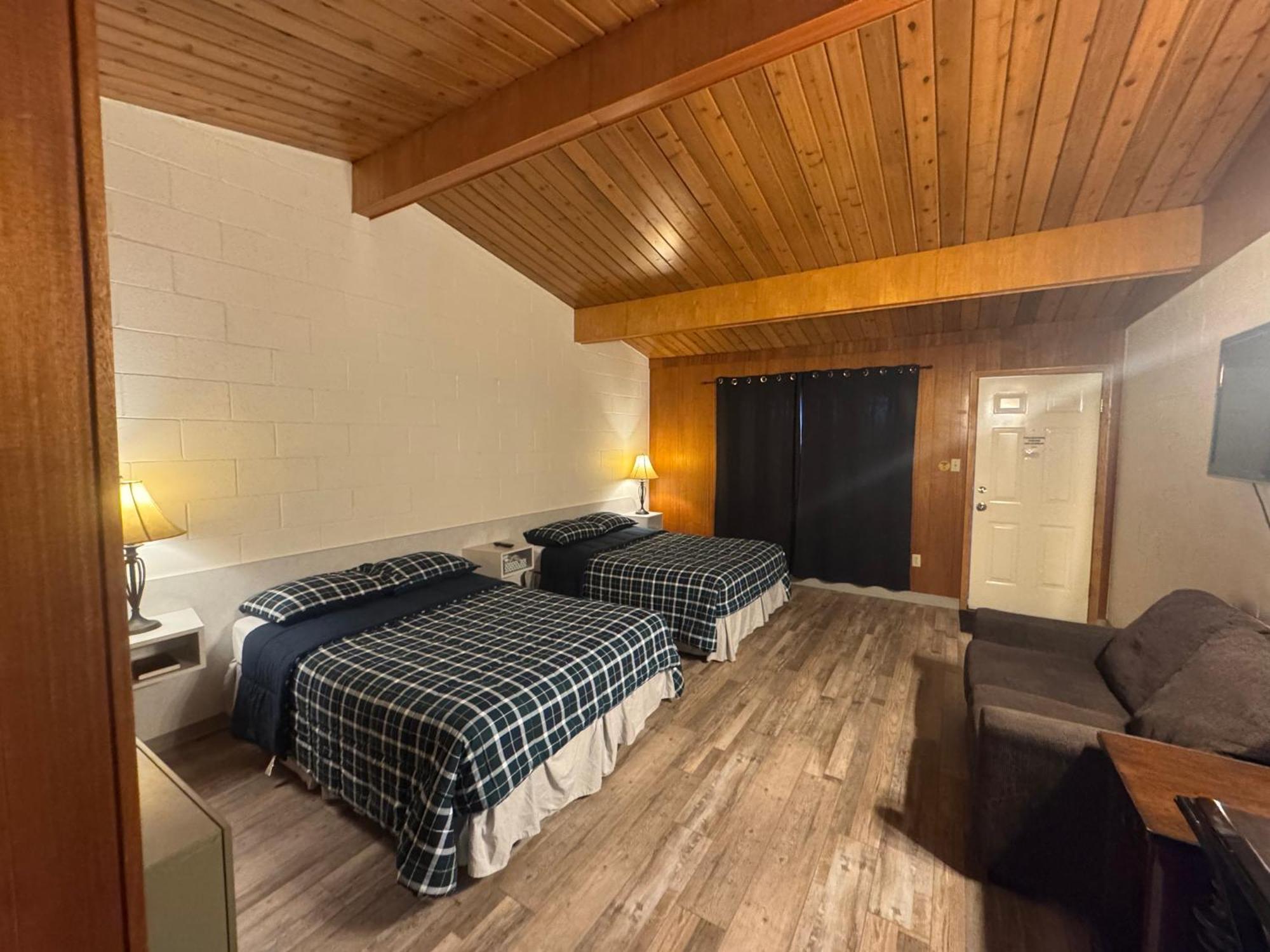 Ace Crown Motel Medicine Hat Dış mekan fotoğraf